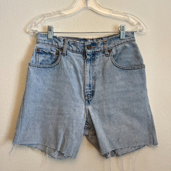 Levi's Light Wash Cut Off Denim Short - Size 6 - Picture 1 of 8
